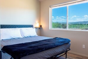 King size Tuft & Needle mattress and pillows