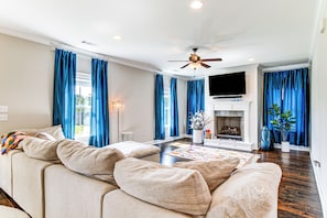 Living Room | 1st Floor | 2-Story Home | Central A/C & Heating
