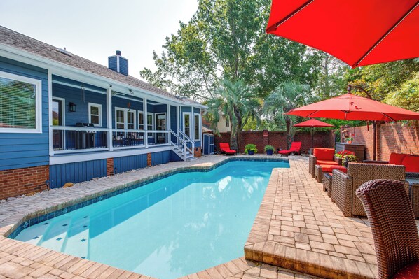 Irmo Vacation Rental | 3BR | 2BA | 2,000 Sq Ft | Stairs Required