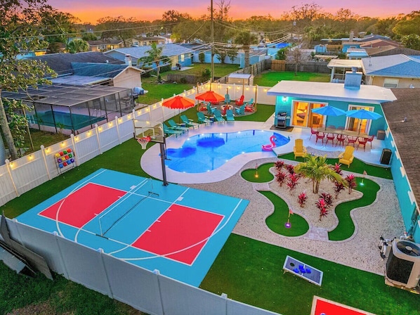 Pool