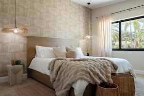 Luxurious Primary Suite