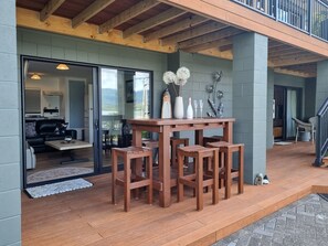 Deck/Entrance