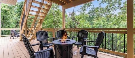 Spectacular west facing, wooded, private deck