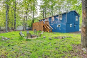 House Exterior | Fire Pit