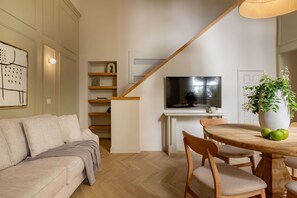 Autumn, Living Room, Spring, Summer