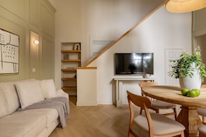 Autumn, Living Room, Spring, Summer