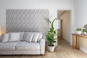 Autumn, Living Room, Spring, Summer