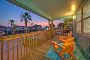 Sunset views. (South By Sunkissed)