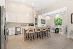 Open Kitchen