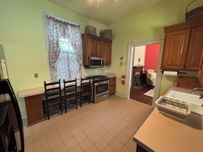 fully stocked kitchen