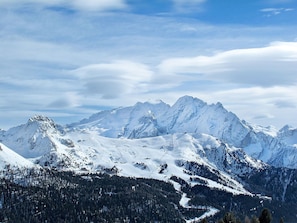 Mountain, Sky, Snow, Blue, Mountainous Landforms, Winter, Mountain Range, Terrain, Glacial Landform, Ridge