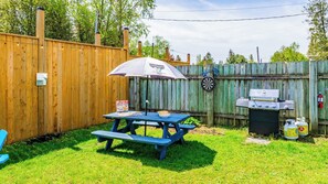 A perfect spot for sunny day picnics