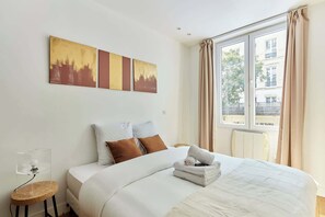 Chambre 2 avec lit queen size