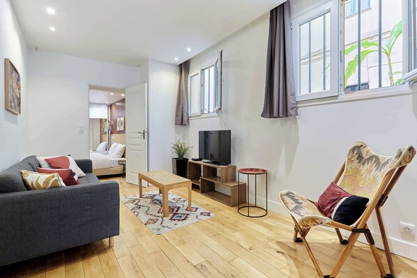Salon avec TV