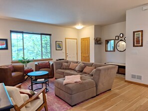 Living Room with Fireplace and Smart TV | Lots of comfortable seating!