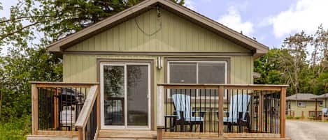 West Lake Cottages - Wellington Lodge