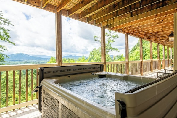 Bain à remous extérieur