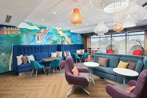 Lobby area and access to property amenities in case of an early arrival