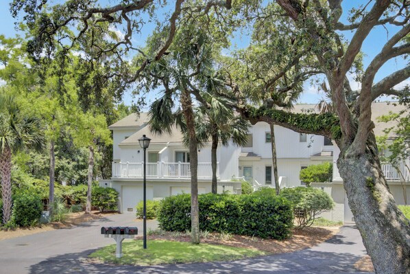 Welcome to Racquet Club Villa 15 - Street View