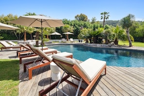 View pool
