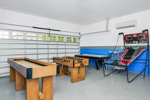 Spielezimmer