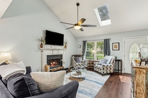 1716 Blue Heron - Living Area 2