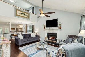 1716 Blue Heron - Living Area 1