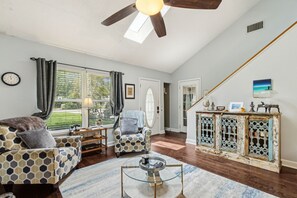 1716 Blue Heron - Living Area 3
