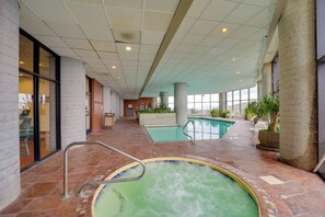 Sugar Top Resort | Community Pool & Hot Tub