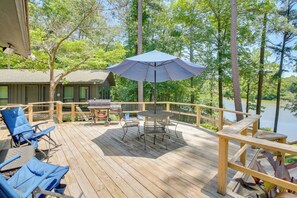 Spacious Deck