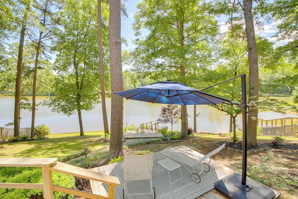 Hot Springs Vacation Rental | 2BR | 2BA | 1,344 Sq Ft | 2 Steps to Enter