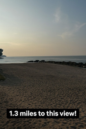 Lakefront Park 1.3 mile walk