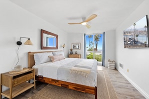 Unwind in style with a plush king bed and a freshly upgraded mattress (June 2025).