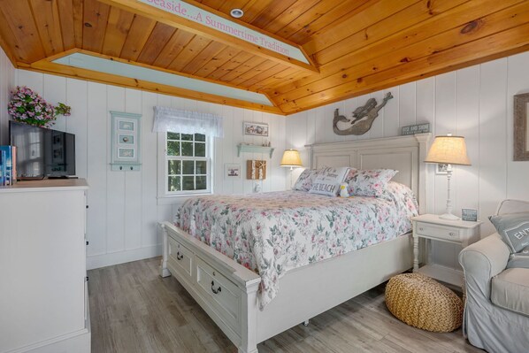 Queen Bed