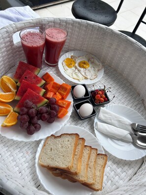Breakfast meal