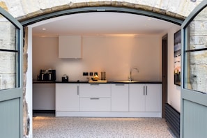 Modern kitchen units