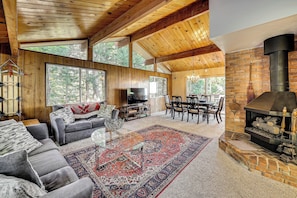 Living Room | Main Floor | Gas Fireplace | Smart TV