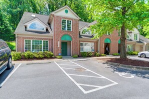 Condo Exterior | Parking | Community Lot (2 Vehicles)