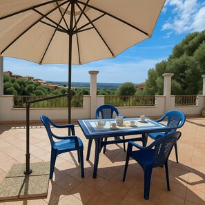 Autumn, Balcony / Terrace / Patio, Spring, Summer
