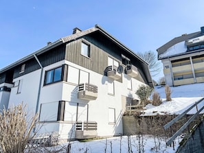 Building, Residential Area, House, Architecture, Home, Roof, Human Settlement, Winter, Snow, Cottage