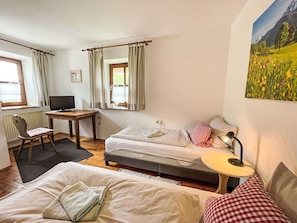 Meubles, Chambre, Maison, Lit, Design Intérieur, Domicile, Drap De Lit, Cadre De Lit, Literie, Oreiller