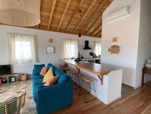 Sala e balcĂŁo cozinha