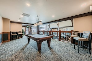 Spielezimmer