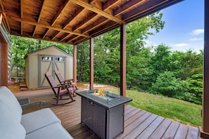 Heavens View - Lower Level Covered Deck