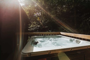 Bain à remous extérieur