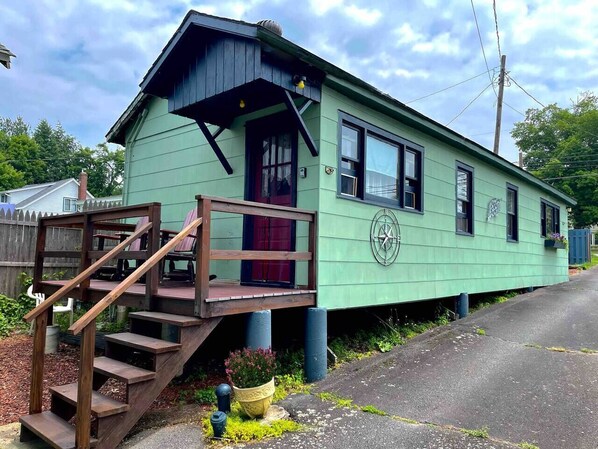 Cabin #6 Exterior