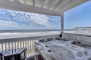 Hot Tub on the covered deck