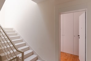 Entrance / Reception