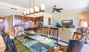 HKH-603 Elegant dining space perfect for sunset dinners.