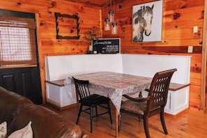 Airbnb cabin 36